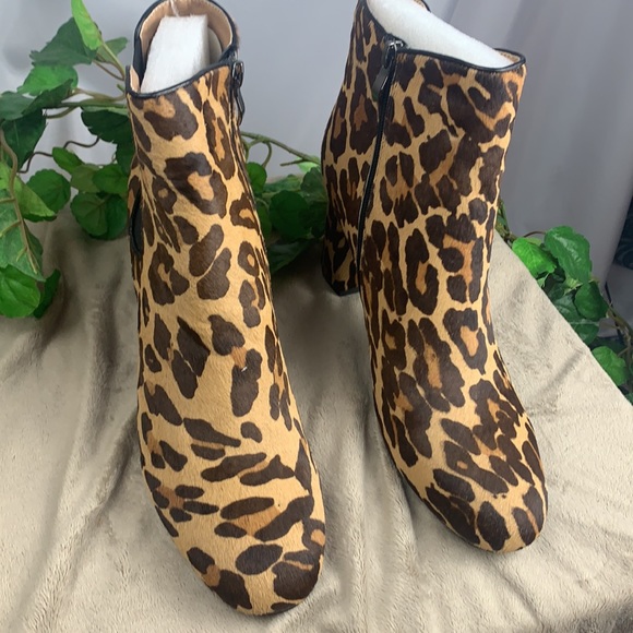 Azura Italian Fashion RokNRol Leopard Print Bootie Boots - Picture 4 of 17